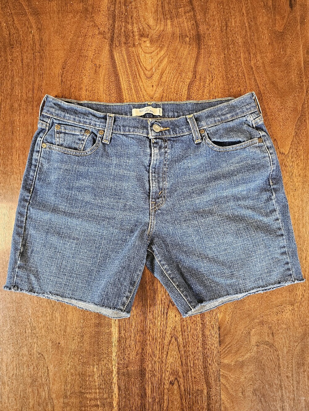 Levi Women's Bootcut 515 Jean Shorts Size 14